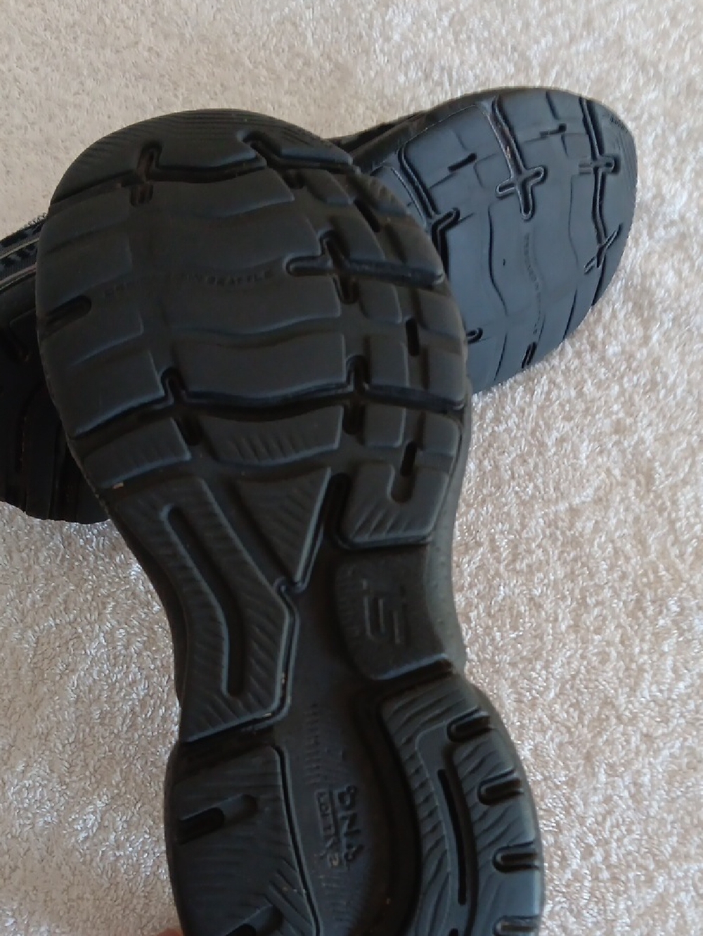 Brooks Ghost 15 Running Shoes - Picture 11 of 16